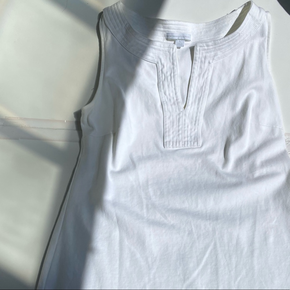 White sleeveless dress